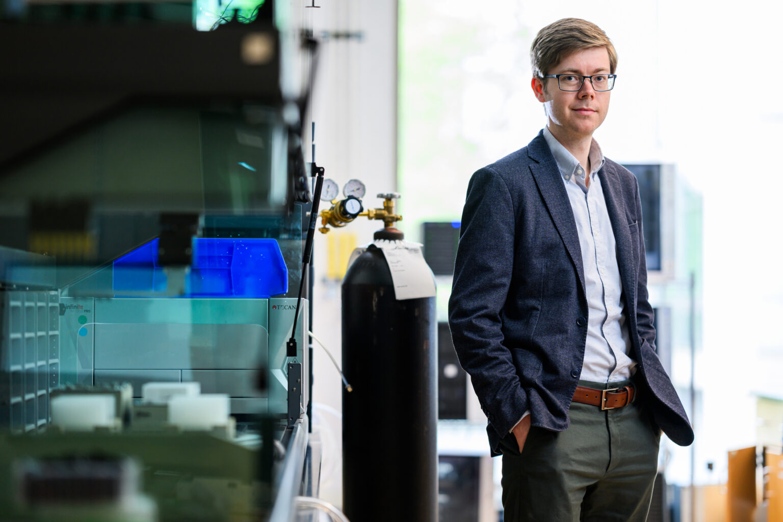 Building AI models that understand chemical principles | MIT News