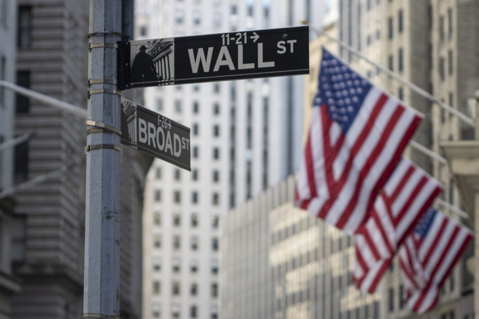 Stocks Close Higher on Hopes for Continued US-Iran Ceasefire Negotiations Stocks Close Higher on Hopes for Continued US-Iran Ceasefire Negotiations